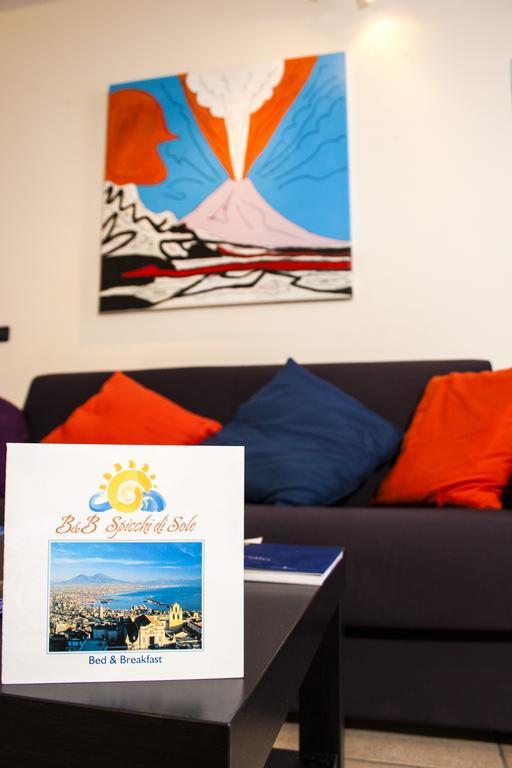 Bed and Breakfast Spicchi Di Sole à Naples Extérieur photo