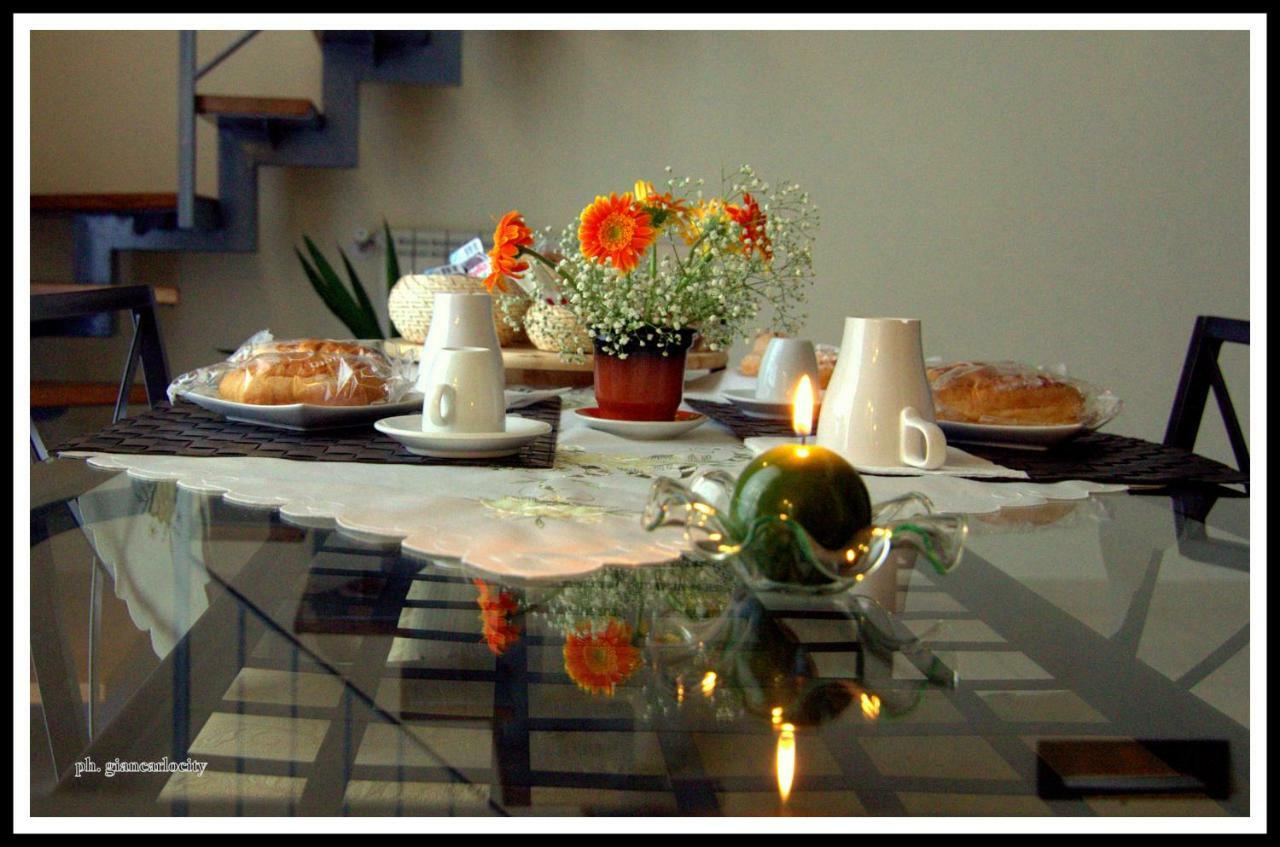 Bed and Breakfast Spicchi Di Sole à Naples Extérieur photo