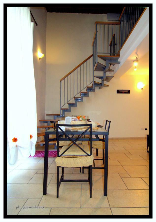 Bed and Breakfast Spicchi Di Sole à Naples Extérieur photo