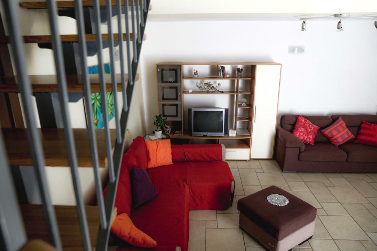 Bed and Breakfast Spicchi Di Sole à Naples Extérieur photo
