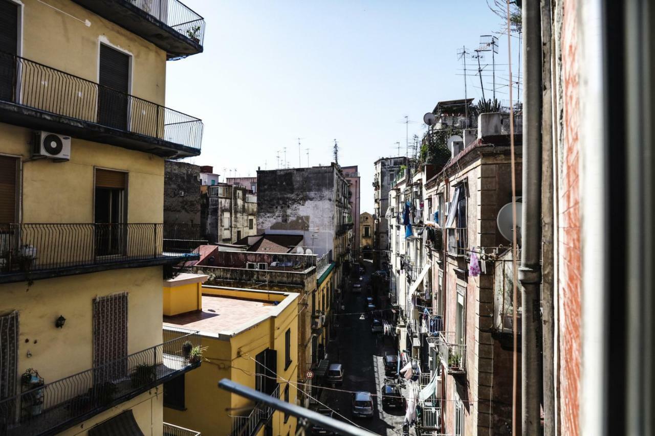 Bed and Breakfast Spicchi Di Sole à Naples Extérieur photo